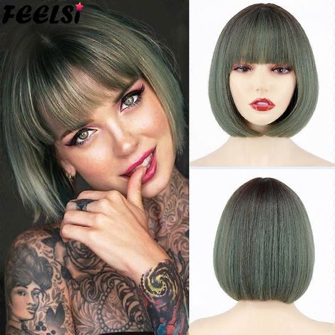 Perruque synthétique courte blond platine ombré ondulé avec racines foncées et frange, longueur épaules, aspect naturel, usage quotidien.