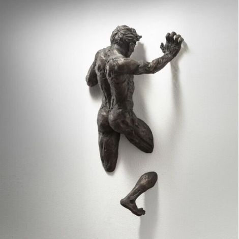 Statue deco,Sculpture murale 3D en résine, objet suspendu de personnages, mouvement tridimensionnel à travers le mur, - Type C (1/4)