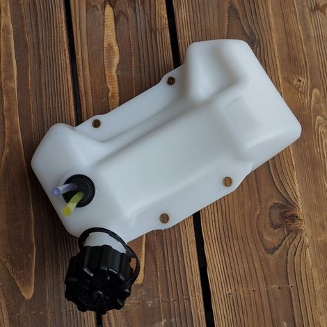TJ45, TJ45E, TJ45V, KBH45 et KBL45 sont des réservoirs de carburant, des réservoirs de carburant en plastique utilisés dans les moteurs de la série Xindahua TJ45. (1/5)