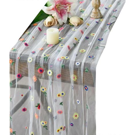Nappe en dentelle brodée à la main, motif floral éclatant, tissu polyester blanc, idéale pour la décoration de table. (1/5)