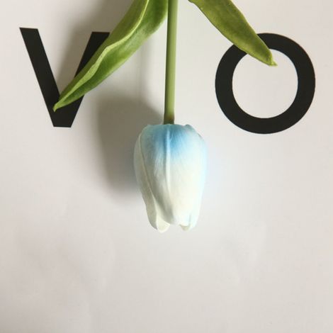 Un ramo de 6 tulipanes artificiales, perfecto para la decoración del hogar, la oficina y bodas (un regalo ideal para el Día de la Madre), se puede combinar con arreglos florales.