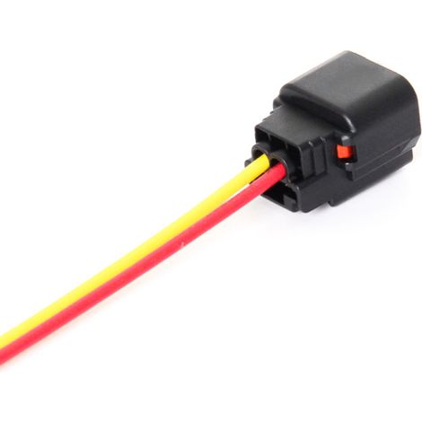 DJ7022R-0.6-21 est une fiche de connecteur pour faisceaux de câbles automobiles, y compris les bornes. (1/3)