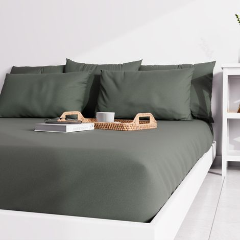 Soleil D Ocre – Drap housse uni 160x200 cm – Bonnet 25 cm – 55% polyester, 45% coton – Entretien facile, repassage inutile – Couleur kaki