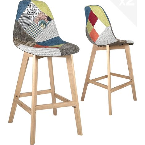 Ensemble de 2 chaises de bar patchwork, hauteur d'assise 67 cm, style scandinave, assise large et confortable à dossier haut, revêtement en tissu, pieds en hêtre clair brillant (bleu) (1/5)