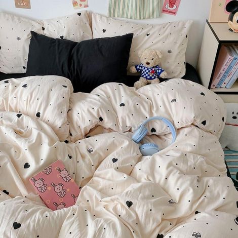 Bettwäsche Set 200x200 cm Herz Muster Beige Schwarz Mikrofaser 3-teilig