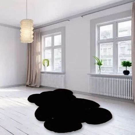 SALUTUYA Dekorativer Bärenteppich – Weich und niedlich fürs Schlafzimmer, Bärenform, langes Fell, Schwarz, 45 x 60 cm (1/4)