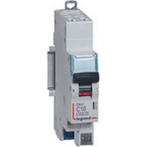 Legrand 406786 Circuit breaker dnx3 4500 - auto/screw - u+n 230v 32a - 4.5ka