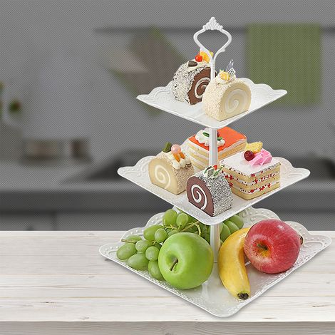 Plateau de service carré en plastique blanc à 3 étages, idéal pour présenter gâteaux et desserts. (1/5)