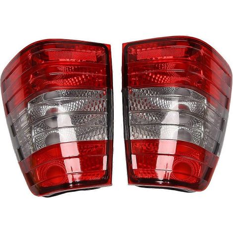 Fanali posteriori e luci dei freni (lampadine non incluse) per Mercedes-Benz Classe E W124 (modello 1996). (1/5)