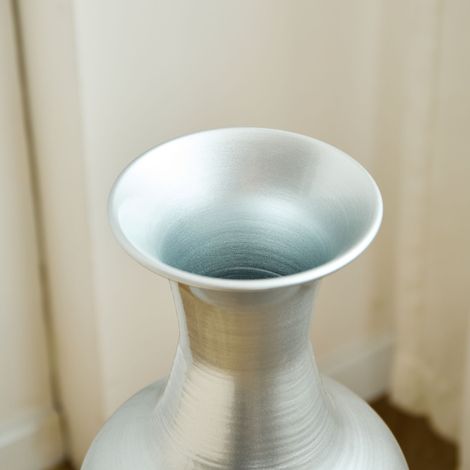 Lot de 3 grands vases de sol à motif ondulé, argenté (50/66/83 cm) - Cache-pots métalliques décoratifs pour plantes, décoration intérieure moderne pour salon et entrée (1/4)