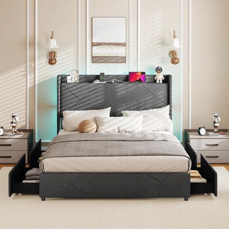 GOPLUS Lit LED Plateforme 140x200/160x200CM Couleur et Luminosité Réglables et Station de Charge, Cadre de Lit avec Musique, Minuterie, Télécommande Tête de Lit et 4 Tiroirs Rangement (140x200CM,Gris) (1/5)