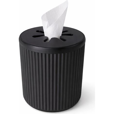 Scatola di fazzoletti nera con rotolo di carta e organizer scanalato.