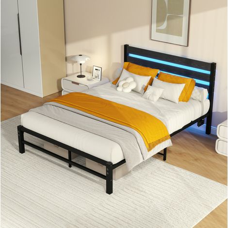 Bettgestell 140 x 200 cm mit Kopfteil, RGB-LED und USB-Anschlüssen, Metall und Holz, Schwarz, OKWISH (1/5)