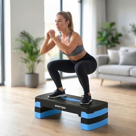 Stepper fitness aérobic 3 niveaux hauteur réglable 10/15/20 cm avec rehausses, surface antidérapante 68x29x20 cm bleu. Stepper compact pour vos séances de cardio à domicile, efficace et pratique. (1/5)