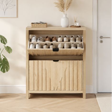 MODFU – Scarpiera in MDF con 2 ante a ribalta, rilievo geometrico 3D e maniglie in metallo nero per ingresso – Rovere naturale (1/5)