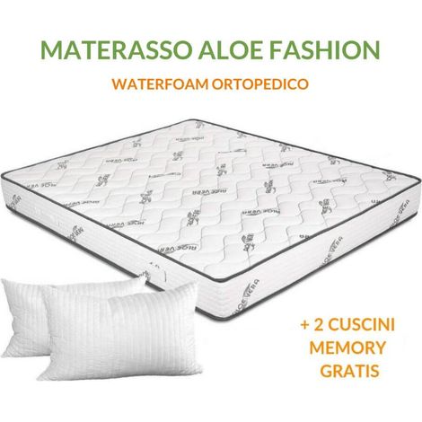 EVERGREENWEB - Materasso Matrimoniale 140x200 in Waterfoam Ortopedico Alto 20 cm + 2 Cuscini Memory Foam Gratis, Rivestimento Oli Essenziali ALOE VERA, Tessuto Antiacaro x Tutti Letti e Reti Offerta (1/4)