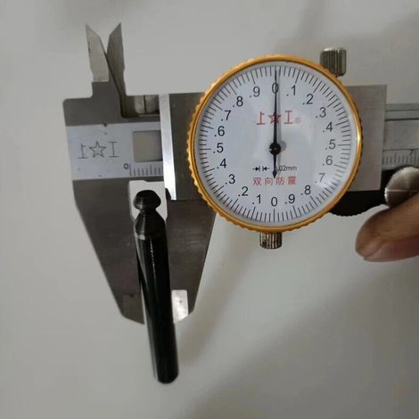 Ce kit de réparation de pompe à huile haute pression convient aux Audi A4, A5, A6, C6, Q7, A8, ainsi qu'aux Volkswagen Touareg, Porsche, Passat et autres modèles. Il comprend notamment des joints et d (1/4)