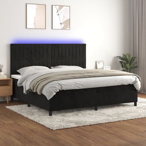 Boxspringbett mit Matratze & LED Schwarz 200x200 cm Samt