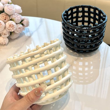 Sortierbehälter für Taschentücher, Zahnpasta, Make-up-Pinsel und andere Toilettenartikel – Badezimmerregal – weiß und schwarz