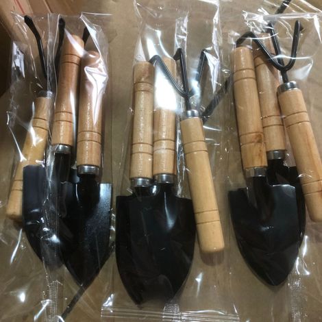 Ensemble de trois outils de jardinage Fleshy Plant pour ameublir la terre (noir)