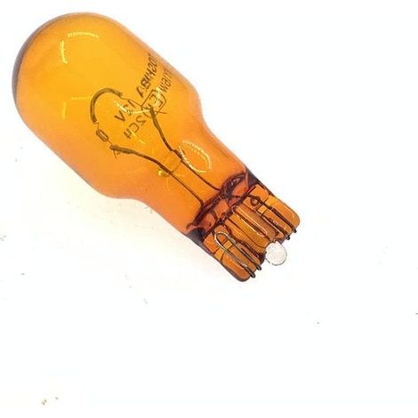 La référence 90075-60004 convient aux clignotants, feux de freinage et feux arrière des Toyota Corolla et Levin. Connecteur H432510B4 – Ampoule simple (ambre).