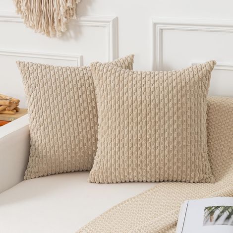 BEBUSINGOTO Juego de 2 fundas de cojín decorativas de pana suave con diseño de rayas bohemias para sofá, cama, sala de estar, 45,7 x 45,7 cm, color beige (1/5)