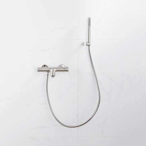 Fortifura Calvi Robinet de baignoire thermostatique avec douchette stick, support et flexible lisse Inox brossé PVD (1/5)