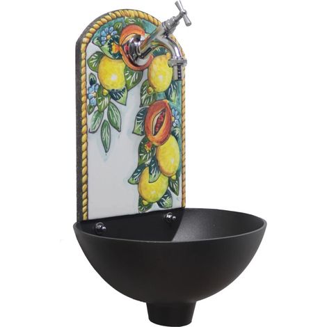 Fontana a muro Petra "A" colore ghisa per casa e giardino pietra lavica con rubinetto in ottone finitura a scelta : cromato (1/3)