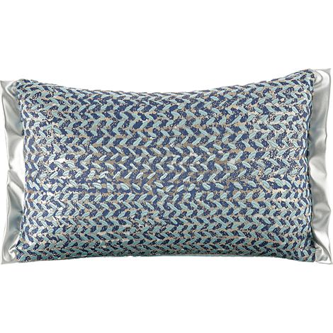 Découvrez notre luxueuse housse de coussin bleue, idéale pour un canapé décoratif et un complément optionnel à votre intérieur. (1/4)