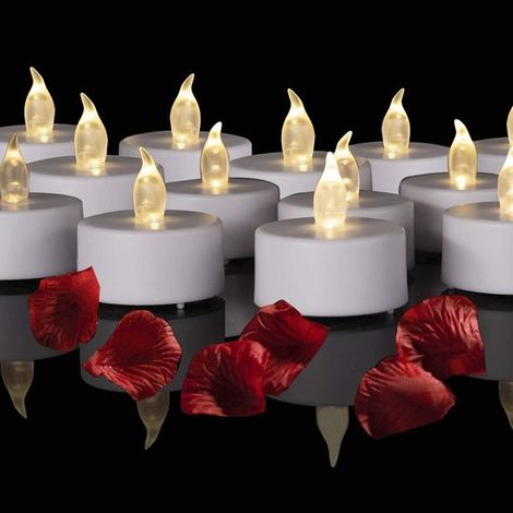 24 lumini a LED a batteria, candele votive senza fiamma, luce bianca calda intermittente dall'aspetto realistico, fino a 200 ore di autonomia. (1/5)