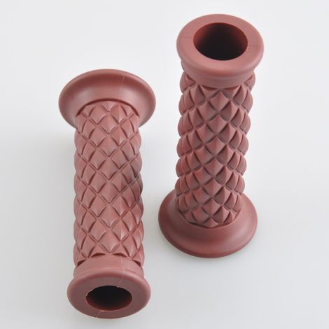 Accessoires moto : poignées de guidon en TPU marron à motif diamant, universelles 22 mm, compatibles avec les motos Harley-Davidson. (1/5)