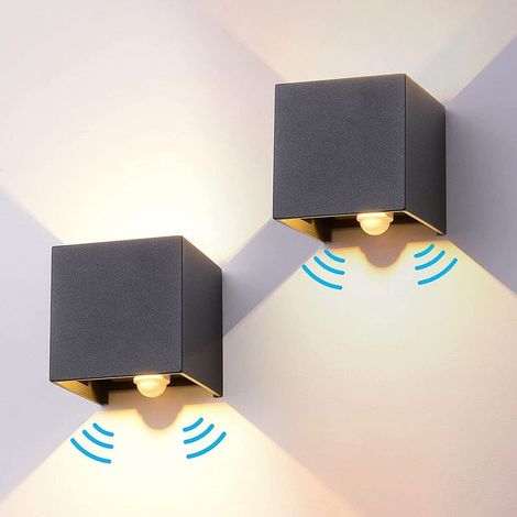 Lot de 2 lampes extérieures noires avec détecteur de mouvement (1/4)