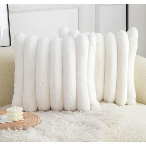 Housse De Coussin - Fourrure Synthétique Longue Et Velours - 45 x 45 cm - Décor Salon Chambre - Lot De 2 (1/5)