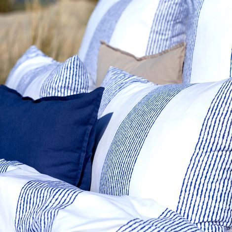 Parure de lit 260x240 satin rayures bleue Terre de Nuit Mareen