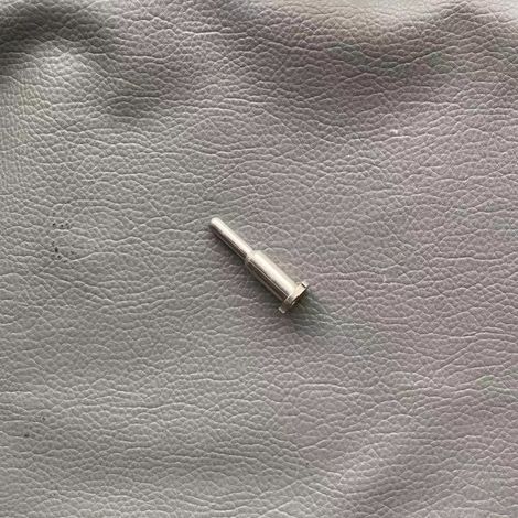 Suitable for Cadillac XT4 XT5 XT6 CT6 sunroof sunshade sunshade sunroof roller blind fixed shaft roll (1/4)