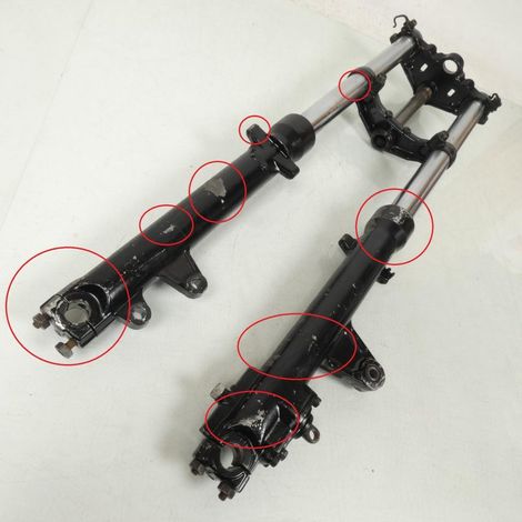 [PRODUIT D'OCCASION] Fourche avec tés Showa pour moto Honda Vf 500 F2 1984 à 1985 (1/5)