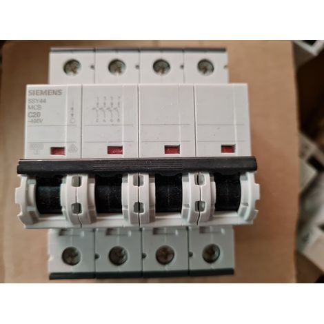 DISJONCTEUR C 20A 4P 10kA SIEMENS 5SY44 MCB