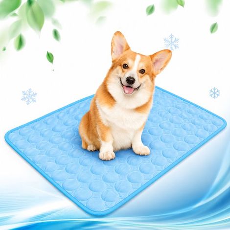 Tapis rafraîchissant pour chien et chat 70 x 100 cm, coussin auto-refroidissant étanche et antidérapant, pour cage, panier et voiture, bleu foncé (1/5)