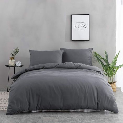 Parure de Lit 4 Pièces Housse de Couette 220x240 + Drap Housse 180x200cmx30cm avec 2 taies d'oreillers 48x74cm Gris pour 2 Personnes Parure en Microfibre (1/5)