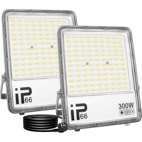 2Pcs Projecteur LED avec prise, 300W 30000LM Projecteur LED Extérieur, Spot LED Extérieur IP66 Etanche Eclairage de Sécurité pour Jardin Patio Garage Entrée Terrasse (1.5M Fil)