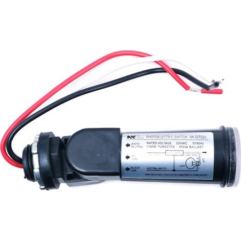 Interrupteur photoélectrique étanche (photocell) avec couvercle transparent étanche et 3 câbles de connexion pour transformateurs et applications d'éclairage (1/5)