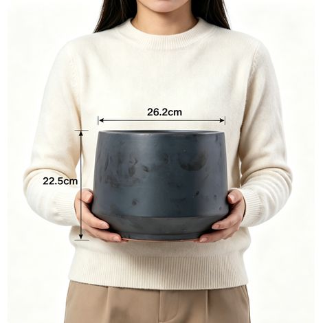 Pot de fleurs individuel en céramique faite à la main (Ø 28 cm), émaillé noir mat, respirant et résistant au gel, avec trous de drainage, pour plantes d'intérieur et de balcon de taille moyenne. (1/4)