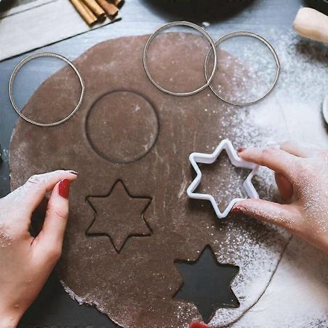 10 cercles à tarte ronds en acier inoxydable perforés et sans soudure de 4,5 cm avec trou--