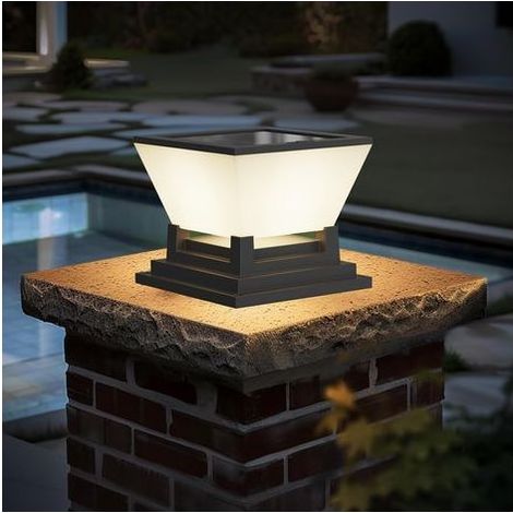 5W Borne Éclairage Extérieur Solaire Lampe de Pilier Extérieur IP65 Étanche Lampadaire Solaire 3000/4000/6000k 3000mAh Autonomie 1016H Potelet Eclairage Pour Chemin/Terrasse/Patio/Por (1/5)