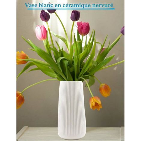 Vase Céramique - Texture Côtelée - Finition Émaillée Blanche - Hauteur 20 cm - Ouverture 5,5 cm - Décoration Intérieure - 1 Pièce (1/5)