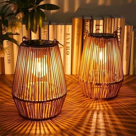Lampe solaire de jardin extérieur, 2 lampes solaires extérieures ip65 lampe solaire suspendue à la main, idéale pour le jardin, Noël, Halloween, balcon (1/5)