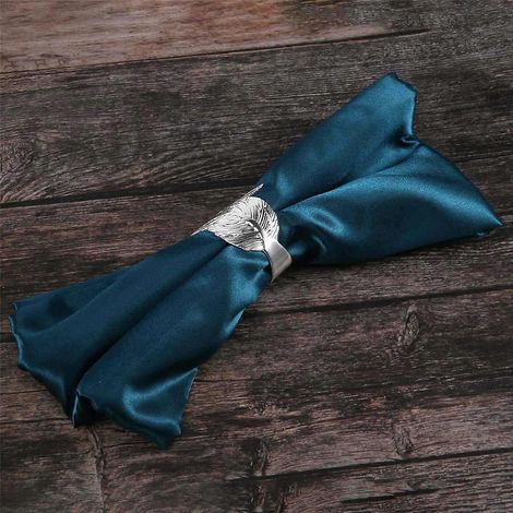 Lot de 6 ronds de serviette en forme de feuille. ronds de serviette en métal pour décorer votre table. (1/5)
