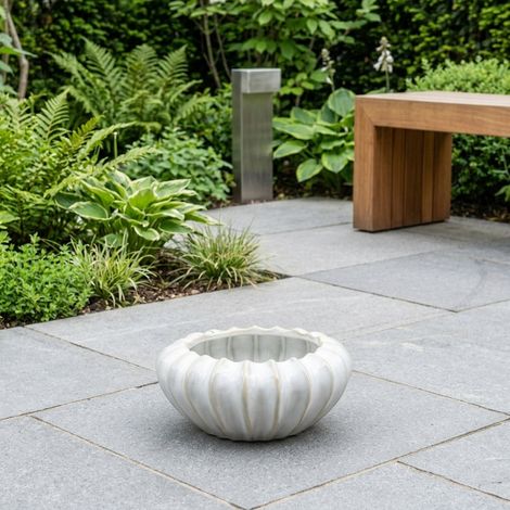 Elevate Mika Display Planter Pot (1/2)