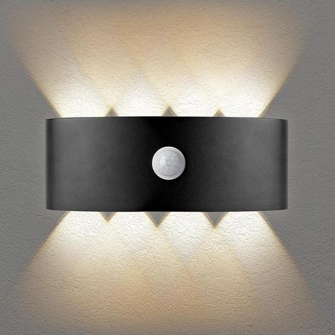 Applique murale LED avec détecteur de mouvement, étanche IP66, 8W, éclairage vers le haut et vers le bas, noire - Idéale pour la chambre et l'extérieur [Classe énergétique G] (1/5)