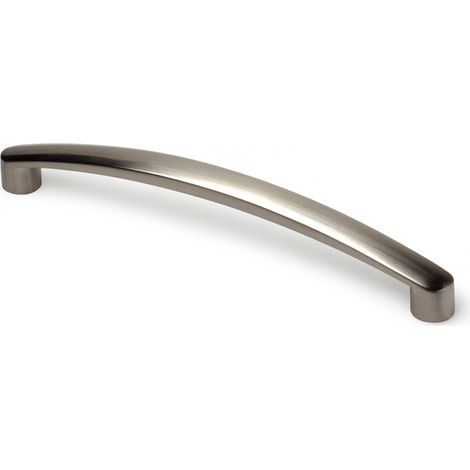 Asa de zamak con acabado níquel satinado, dimensiones:140x11x24mm y entrepuntos:128mm -